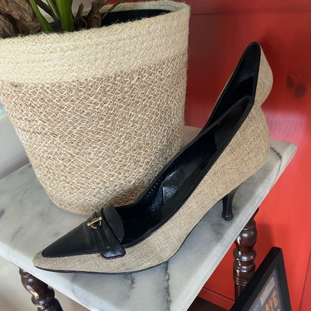Vintage Ferragamo kitten heels, size 7.5 - Picture 4 of 5